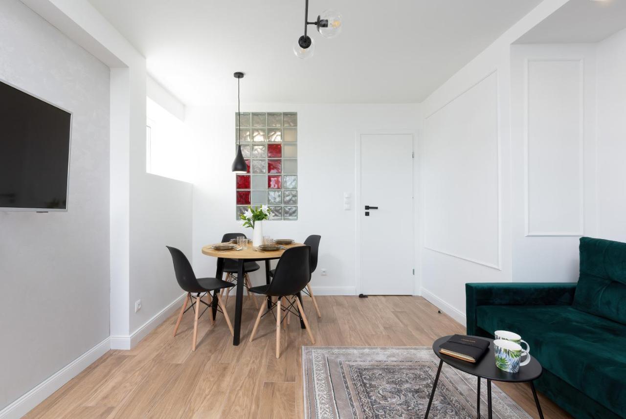 Metro Marymont Apartment By Noclegi Renters Warschau Exterior foto