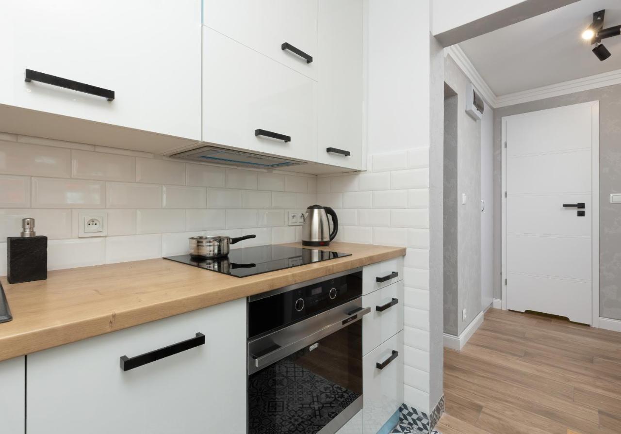 Metro Marymont Apartment By Noclegi Renters Warschau Exterior foto